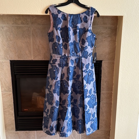 Burnout  fit and flare dress - Picture 3 of 7